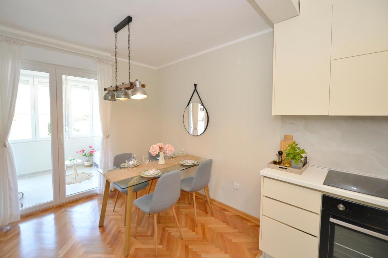 The Nest - Urban Family Place Kotor Bagian luar foto